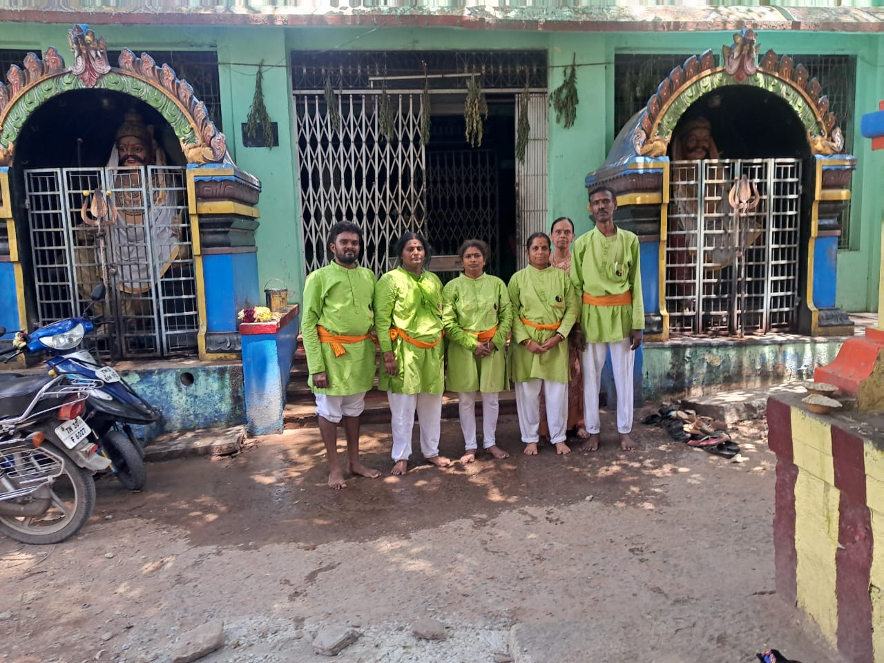Community Service at Kaliamman Temple